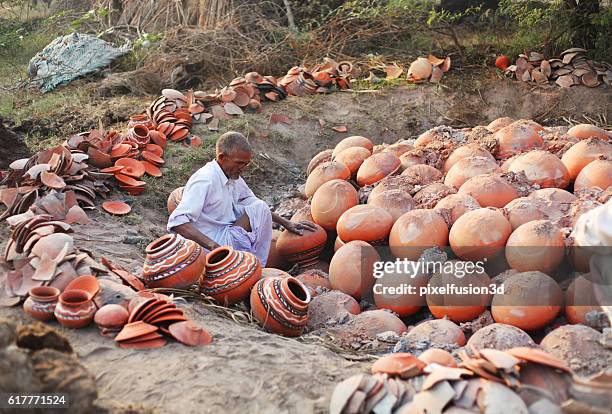 Exploding Clay Pot 470 Fired Clay Stock Photos, High-Res Pictures, and Images - Getty Images