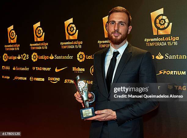 Jan Oblak poses with the Best Goalkeeper in La Liga Santander 2015/16 Trophy during the LFP Soccer Awards Gala 2016 at Palacio de Congresos on...