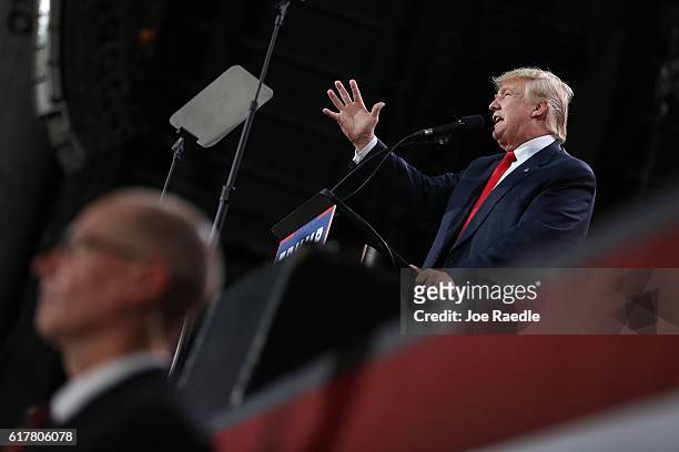 Republican presidential candidate Donald Trump speaks during a campaign rally at the MidFlorida Credit Union Amphitheatre on October 24, 2016 in...