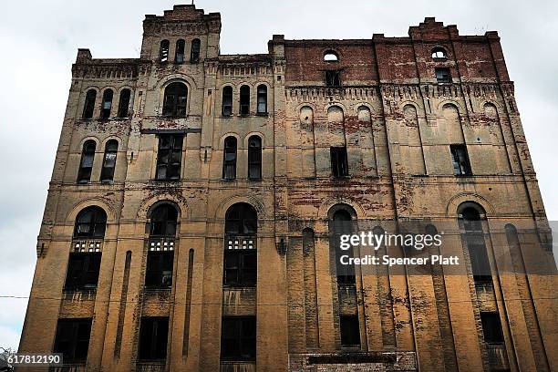 Closed factory is shown in downtown on October 24, 2016 in East Liverpool, Ohio. Ohio has become one of the key battleground states in the 2016...