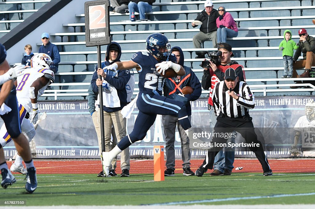 NCAA FOOTBALL: OCT 22 Albany at Villanova
