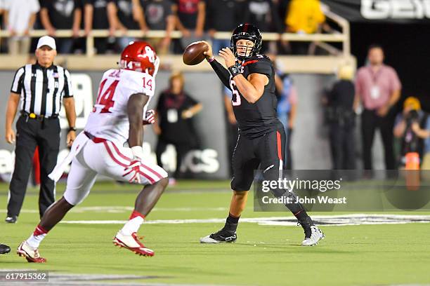 Patrick Mahomes II of the Texas Tech Red Raiders looks to pass the ball during the game against the Oklahoma Sooners on October 22, 2016 at AT&T...