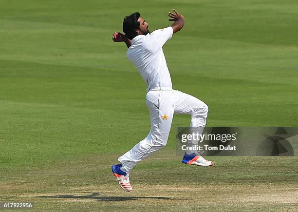 Rahat Ali of Pakistan bowls during Day Five of the Second Test between Pakistan and West Indies at Zayed Cricket Stadium on October 25, 2016 in Abu...