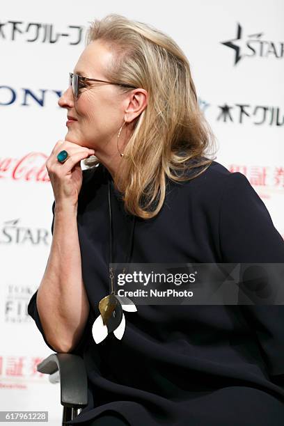 Meryl Streep who is one of the famous actress appeared at the press conference of the movie &quot;Florence Foster Jenkins&quot; in Roppongi Academy...