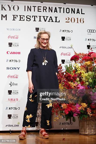 Meryl Streep who is one of the famous actress appeared at the press conference of the movie &quot;Florence Foster Jenkins&quot; in Roppongi Academy...