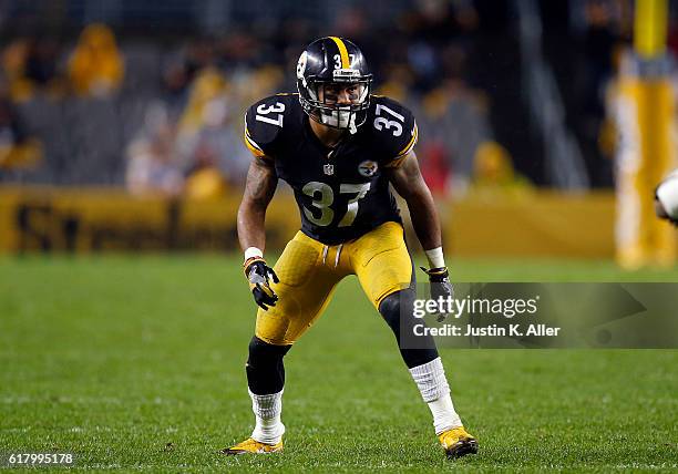 Jordan Dangerfield of the Pittsburgh Steelers in action during the game against the Kansas City Chiefs at Heinz Field on October 2, 2016 in...