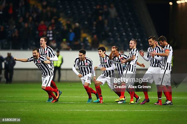 Players of Frankfurt celebrate after winning the penalty shootout during the DFB Cup Second Round match between Eintracht Frankfurt and FC Ingolstadt...