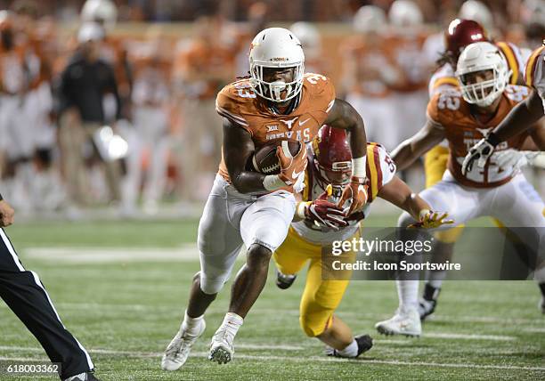 Longhorn RB D'Onta Foreman during 27 - 6 win over Iowa State at Darrell K. Royal - Texas Memorial Stadium in Austin, TX.