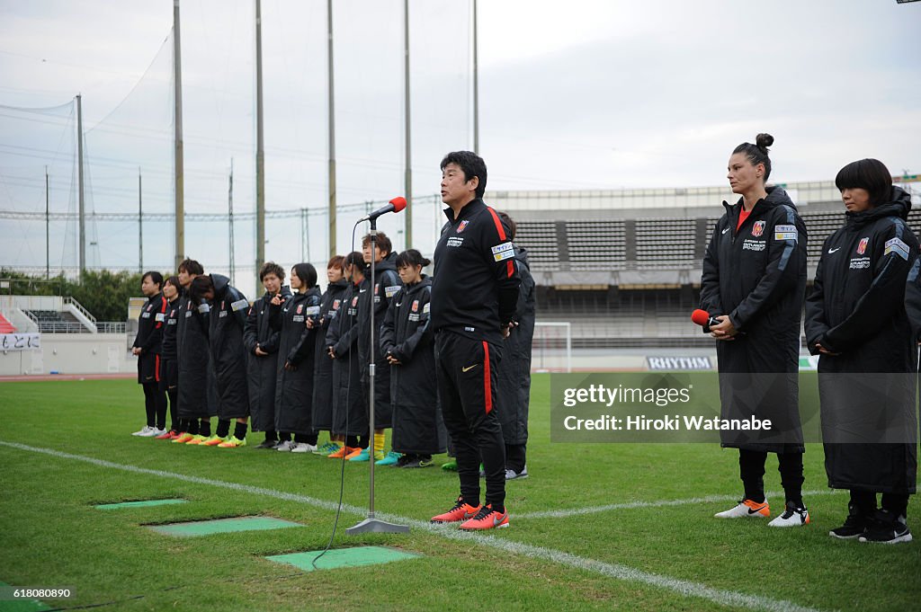 Urawa Red Diamonds Ladies v NTV Beleza - Nadeshiko League