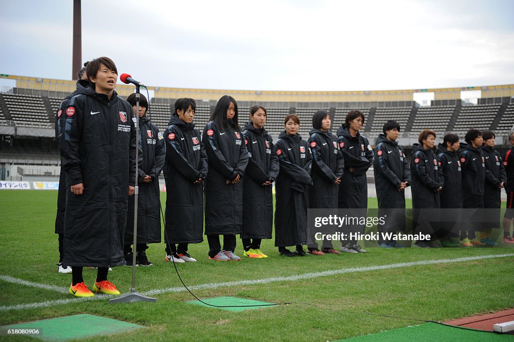 Urawa Red Diamonds Ladies v NTV Beleza - Nadeshiko League