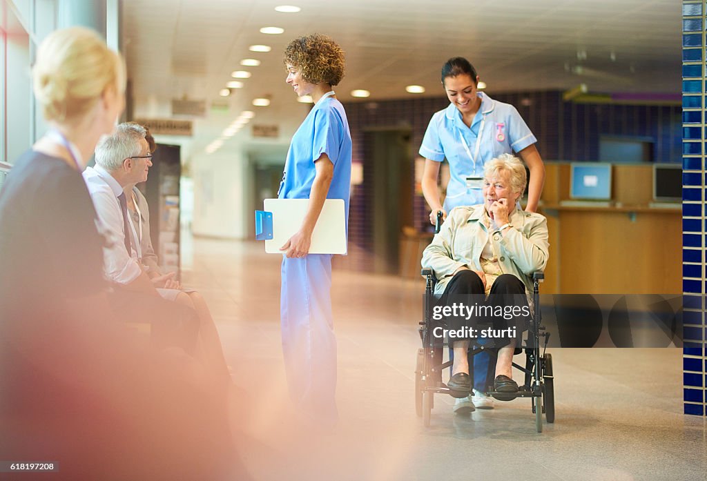 Elderly patient leaves hospital