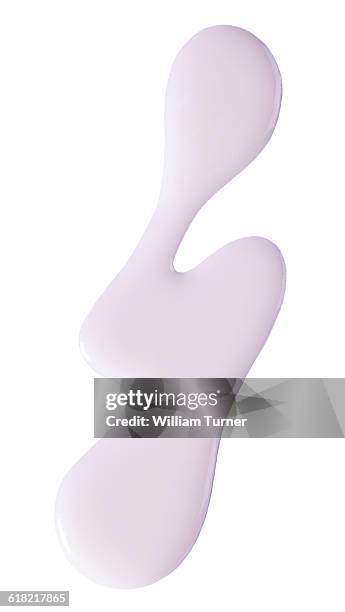 a cut out beauty product shot of white nail polish - vernis à ongle blanc photos et images de collection