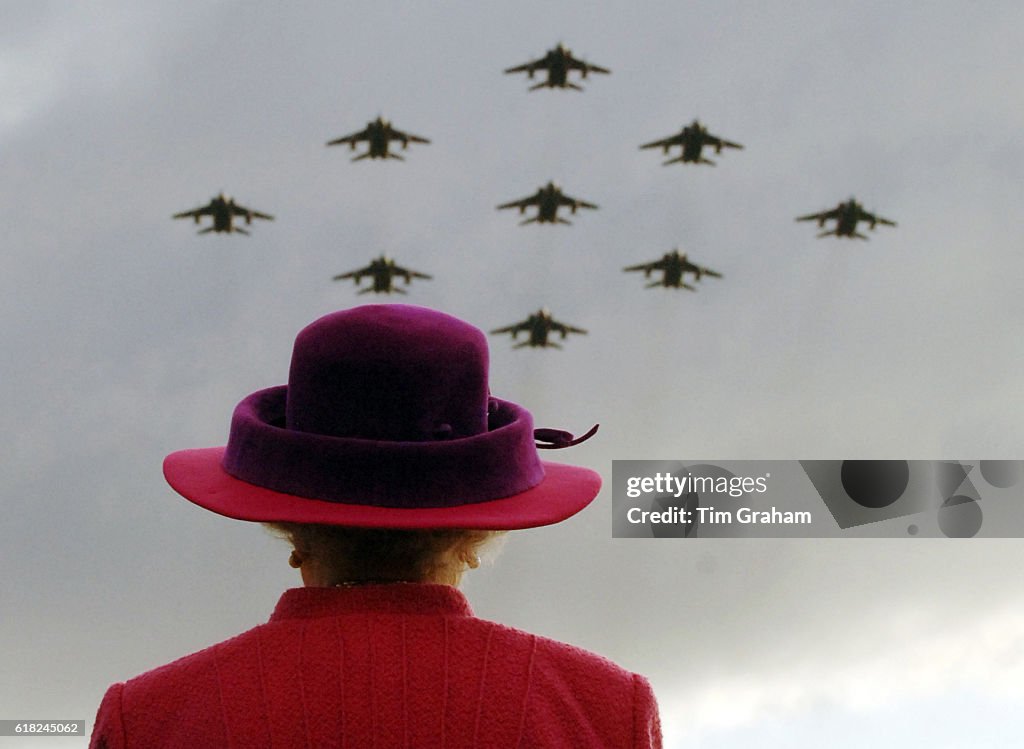 UK- Royalty - RAF - Queen Elizabeth II