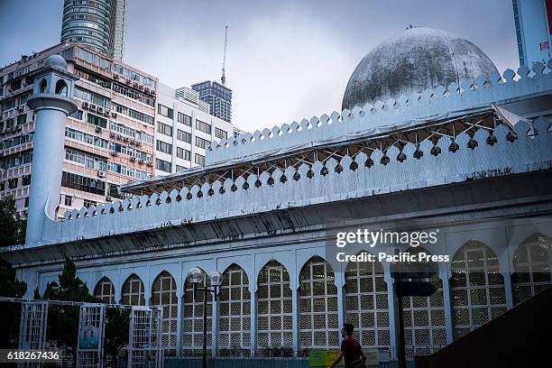 Kowloon Masjid and Islamic Centre or Kowloon Mosque and Islamic Center is second among five principal mosques constructed. Located in Kowloon at the...