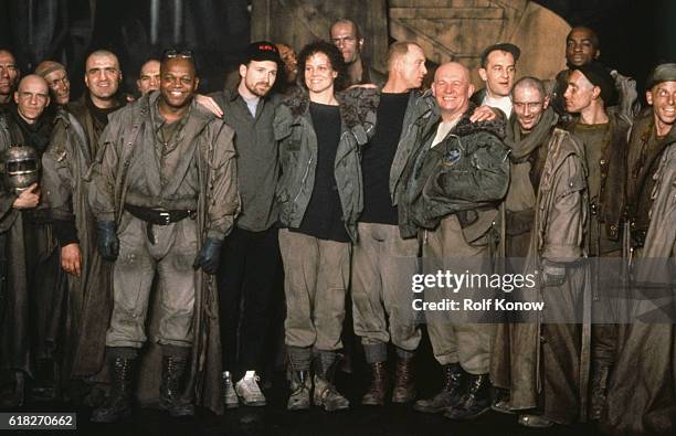 84 Alien 3 1992 Movie Stock Photos, High-Res Pictures, and Images
