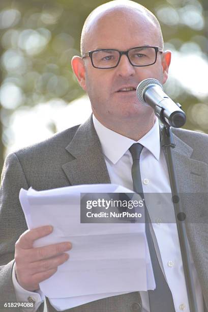 Gary Jones, editor of the Sunday Mirror newspaper, speaks at the 'Rally for Aleppo' outside Downing Street on October 22, 2016 in London, England....