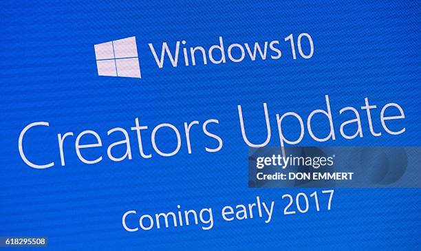 Microsoft introduces Windows 10 Creators Update at a Microsoft news conference October 26, 2016 in New York. / AFP / DON EMMERT