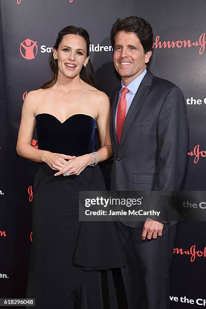 Host, Actress and Save the Children Trustee Jennifer Garner and President of Save the Children Action Network Mark Shriverattend the 4th Annual Save...