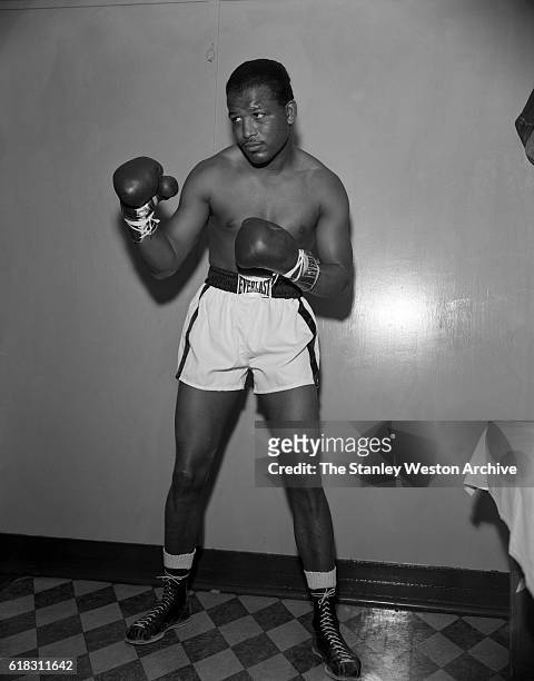Middleweight champion Sugar Ray Robinson poses for a portrait, circa 1955.