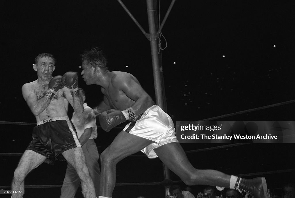 Carmen Basilio vs. Sugar Ray Robinson