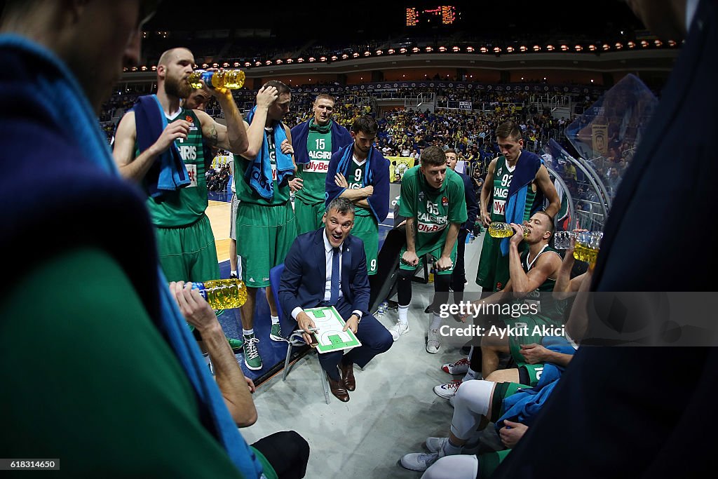 Fenerbahce Istanbul v Zalgiris Kaunas 2016/2017 Turkish Airlines EuroLeague