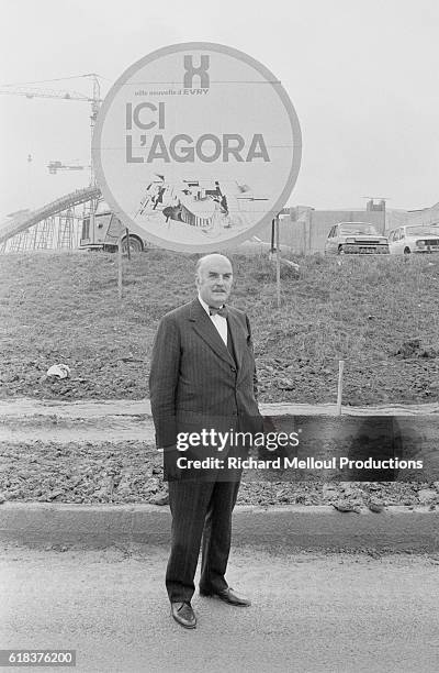 Mayor of Evry Michel Boscher visits the construction site of Agora Square in the city of Evry. Agora Square, one of the biggest such complexes in...