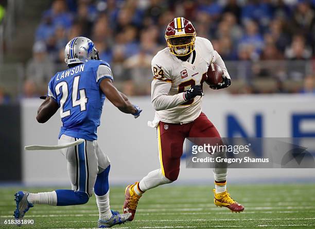 Niles Paul of the Washington Redskins looks for yards while playing the Detroit Lions at Ford Field on October 23, 2016 in Detroit, Michigan Detroit...