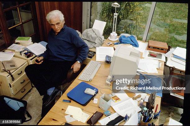 Derrida Computer Richard Jacques Photos and Premium High Res Pictures - Getty Images