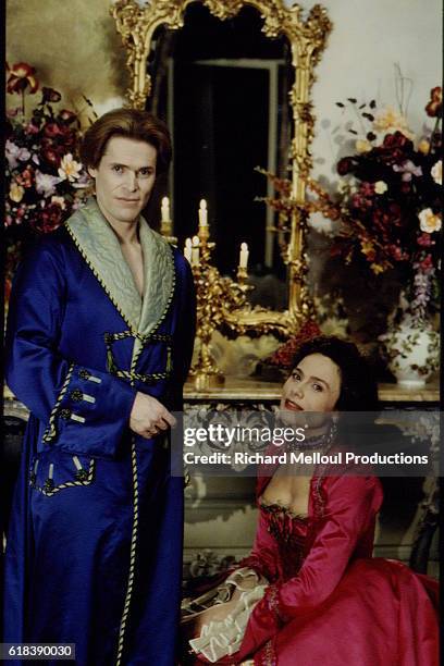 American actor Willem Dafoe and Swedish actress Lena Olin on the set of the 1995 movie The Night and the Moment directed by Anna-Maria Tato.