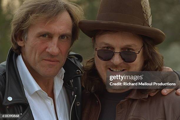 French actor Gerard Depardieu records the song Un piccolo aiuto with Italian rock singer Zucchero.