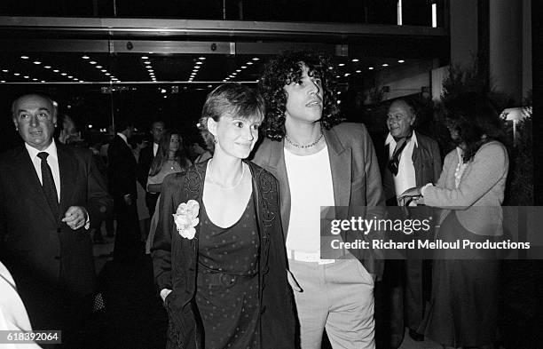 French actress Miou-Miou and the French singer Julien Clerc at the premiere of the film Le Dernier Metro, by the French director Francois Truffaut.