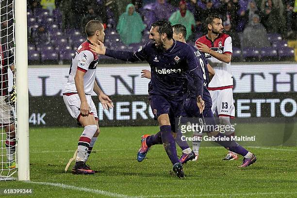 Davide Astori of ACF Fiorentina celebrates after scoring a goal during the Serie A match between ACF Fiorentina and FC Crotone at Stadio Artemio...