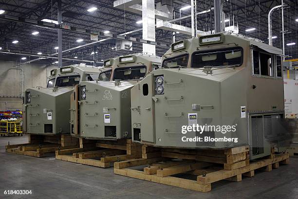 Ge Train Engine General Electric Locomotive Photos and Premium High Res Pictures ...