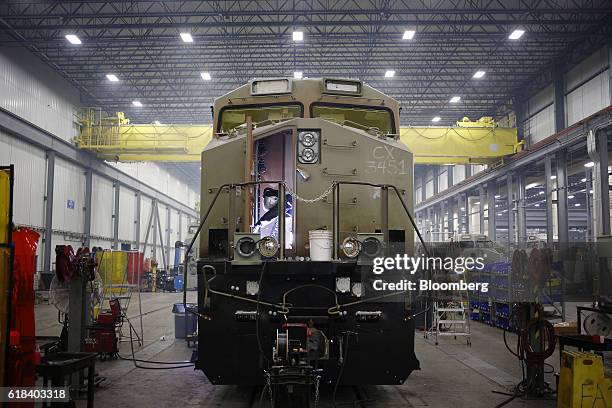 Ge Train Engine 150 General Electric Locomotive Stock Photos, High-Res Pictures, and ...