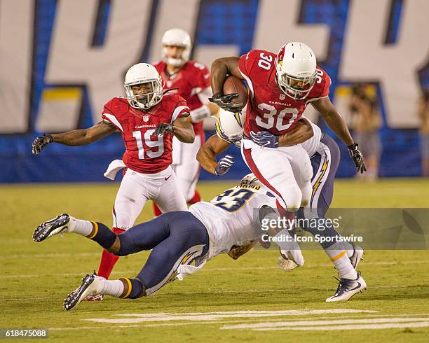 August 19, 2016 - Arizona Cardinals Running Back Stepfan Taylor [18933] escapes the grasp of San Diego Chargers Cornerback Steve Williams [19073] and...