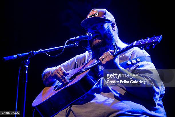 John Moreland performs at The Joy Theater on October 23, 2016 in New Orleans, Louisiana.