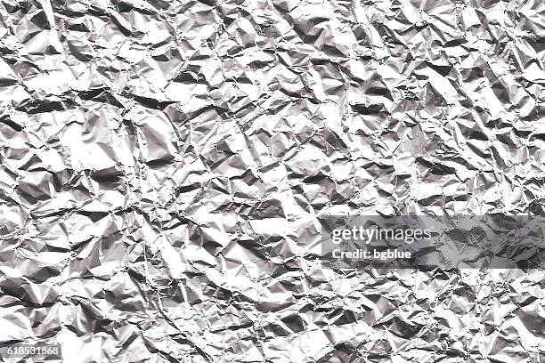 ilustraciones, imágenes clip art, dibujos animados e iconos de stock de textura de papel de aluminio arrugado - fondo ancho - wrinkled