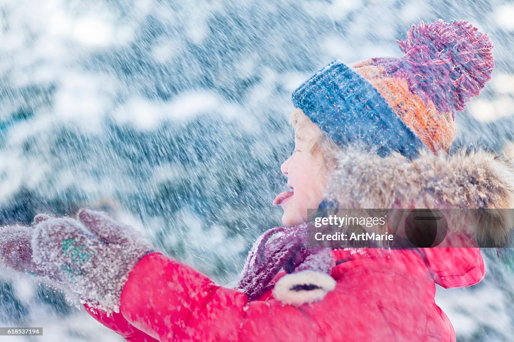 Criança no Inverno