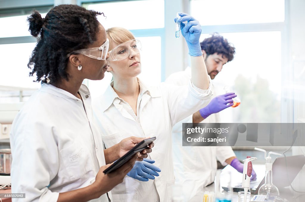 Science Labortor Science Laboratory High-Res Stock Photo - Getty Images
