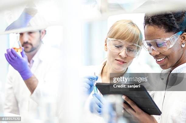 science laboratory - groundbreaking female scientists stock pictures, royalty-free photos & images