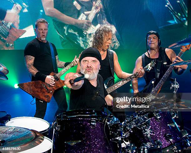 James Hetfield, Lars Ulrich, Kirk Hammett, and Robert Trujillo of Metallica perform at Coliseo de Puerto Rico on October 26, 2016 in Hato Rey, Puerto...