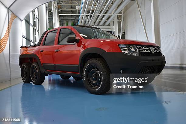 dacia dustruck 6x6 pick-up - 6x6 stock pictures, royalty-free photos & images