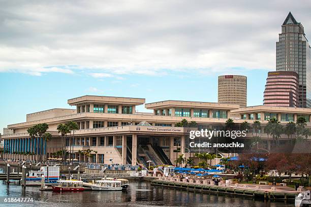 tampa convention center, florida, usa - tampa convention center stockfoto's en -beelden