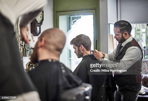 330 Busy Hair Salon Photos and Premium High Res Pictures - Getty Images
