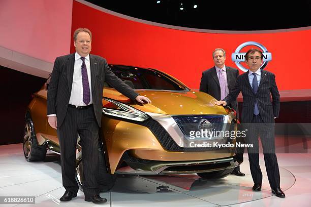 United States - Photo shows the hybrid-electric Resonance crossover concept of Japanese automaker Nissan Motor Corp., unveiled at the annual North...