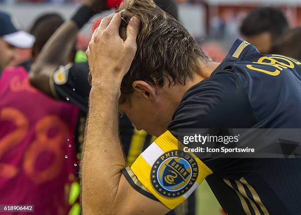 Philadelphia Union midfielder Brian Carroll takes a water break during the MLS soccer match between Philadelphia Union and Houston Dynamo at BBVA...