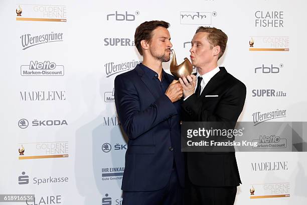 Florian David Fitz and Matthias Schweighoefer attend the Goldene Henne on October 28, 2016 in Leipzig, Germany.