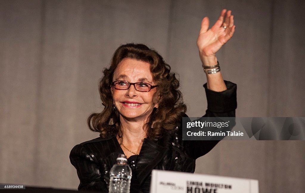 Linda Moulton Howe, an investigative journalist, speaks at Alien Con... News Photo - Getty Images