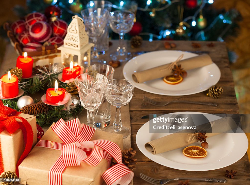 Christmas table setting. Holiday Decorations.