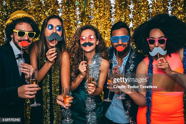 new year's eve - office party stockfoto's en -beelden